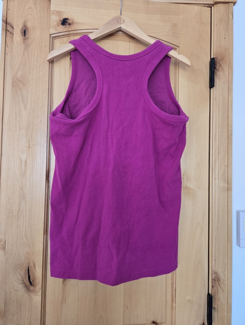 Duluth Trading Co. Women's Magenta Racerback Shelf Bra Tank Top XL